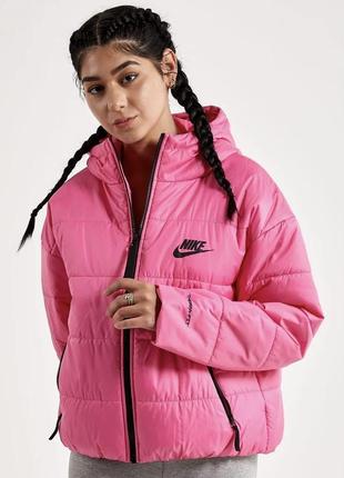 Женская куртка nike