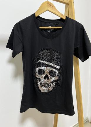 Черная футболка с черепом стильная футболка череп готическая футболка2 фото