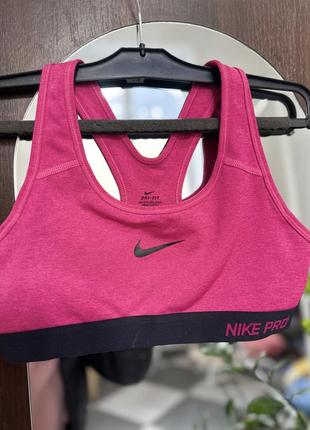 Спортивный топ nike pro