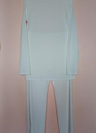 Белый трикотажный костюм в рубчик, удлиненный лонгслив плюс брюки палаццо трикотаж 46-48 г.2 фото