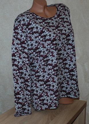 Блуза принтована бренду damart
/95%хлопок/свободный крой/2 фото