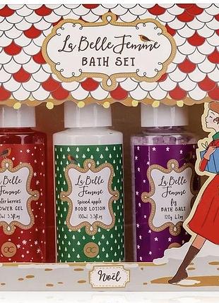 Accentra la belle femme noel