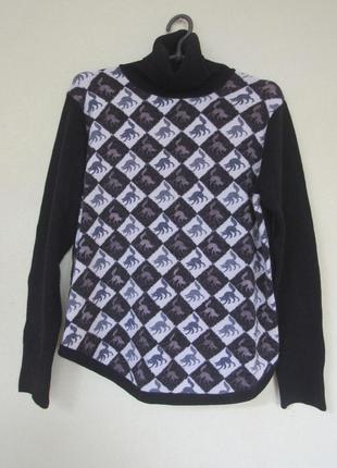 Светр з горлом гольф