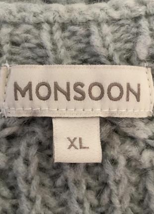 Шикарный и модный свитер фирмы monsoon, очень стильный дизайн, тренд в этом году, качественная и приятная ткань на ощупь.3 фото