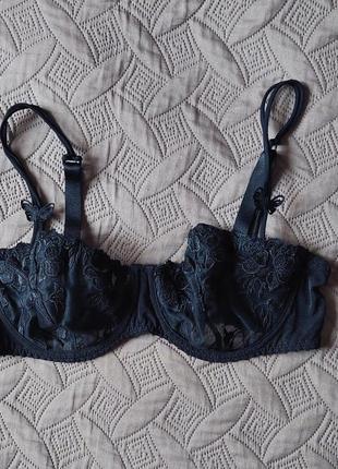 Кружевний бюстгалтер aubade.