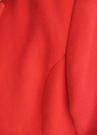 Ярко красное короткое женское пальто демисезонное6 фото