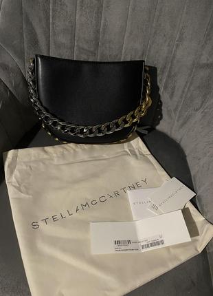 Кожаная черная сумка с цепочками stella mccartney7 фото