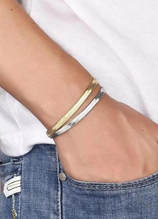 Браслет на руку