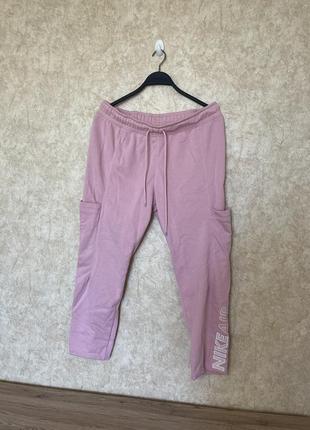 Женские спортивные штаны nike air pink cargo pants карго10 фото