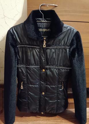 Куртка,виробник туреччина lasagrada