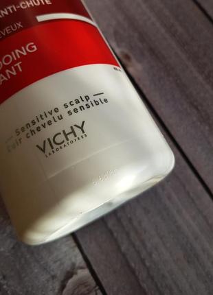 Тонізуючий шампунь для боротьби з випаданням волосся vichy dercos energy+ stimulating shampoo4 фото