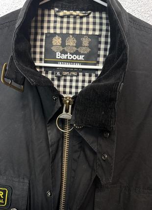 Ваксована куртка barbour international wax xl6 фото