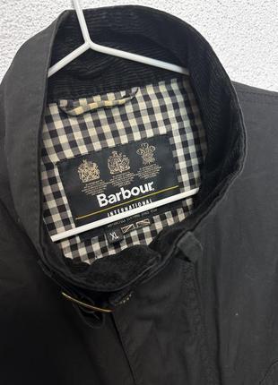 Ваксована куртка barbour international wax xl9 фото