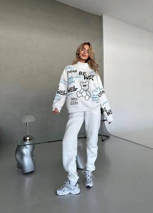 Стильный качественный женский теплый костюм цвета