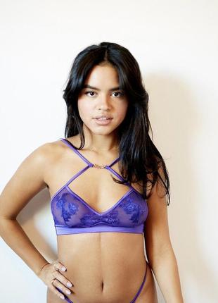 Кружевной бюстгальтер без косточек strap up lace bralette в размере м