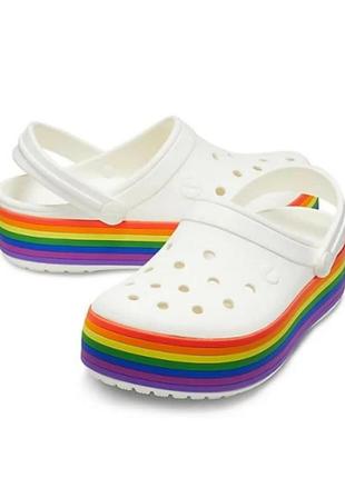 Женские кроксы на платформе crocs crocband platform rainbow4 фото