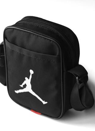Мужская молодежная сумка мессенджер через плечо jordan черная тканевая барсетка4 фото