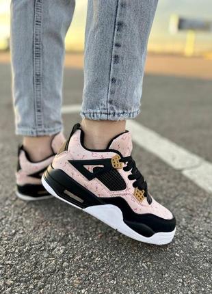 Женские кроссовки nike air jordan retro 4 pink black white скидка sale / smb