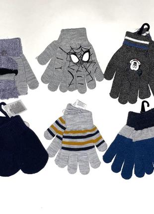 Перчатки в асортименті. // розмір: 3-8 років