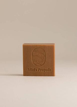 Натуральное парфюмированое медовое мыло aqui d'aia франция