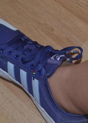 Кросівки adidas2 фото