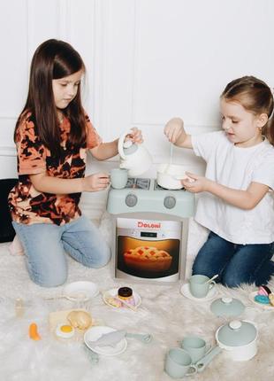 Детская кухня-бокс с плитой посудкой и продуктами doloni toys 01480/2, 34 предм.