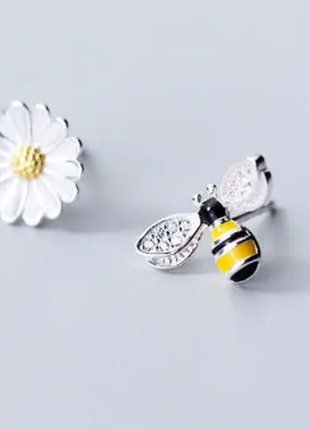 Серьги серебряные пчелка+ромашка, детские разные серьги, серебро 925 пробы, белый или розовый цветок3 фото