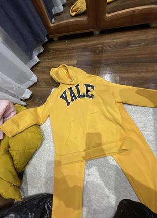 Желтый костюм. детский