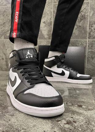 Кроссовки nike air jordan 1 высокие \}{ мужские кроссовки найк демисезонные..5 фото