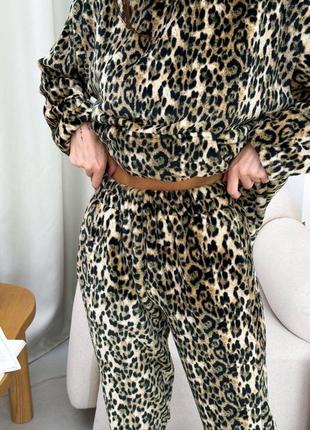 3в1🔥теплая махровая пижама в леопардовый принт и принт сердечки кофта + брюки + носки турецкая махра🔥3 фото