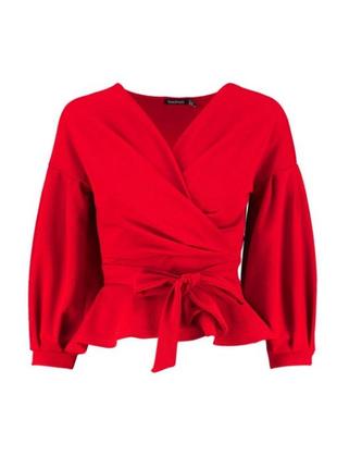 Красная трикотажная блуза с кокеткой4 фото
