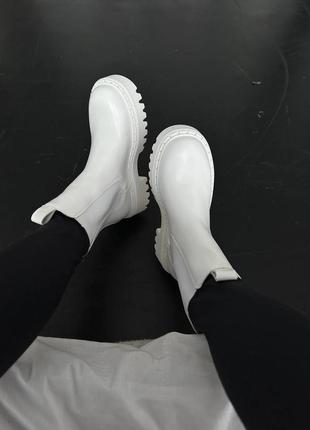 Жіночі шкіряні черевики на флісі white leather tractor boots7 фото