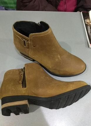 Напівчеревики sorel