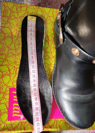Ботинки черные демисезонные на девочку, материал эко кожа7 фото