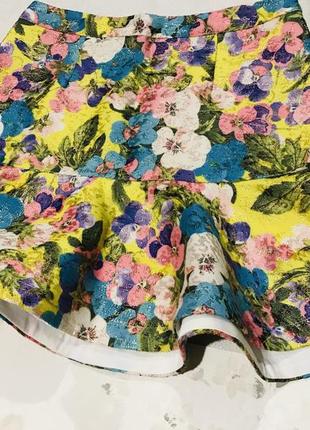 Интересная юбка в цветочный принт4 фото