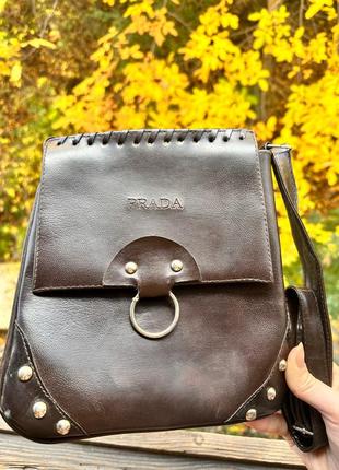 Прада prada сумка шкіряна вінтажна коричнева сумочка через плече1 фото