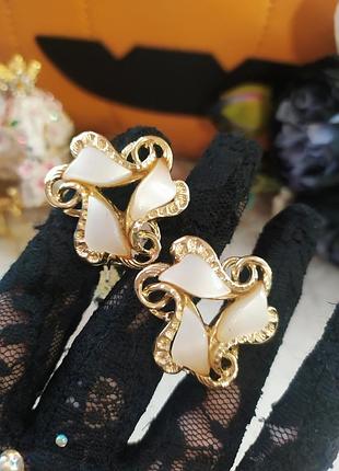 Vintage клипсы крупные