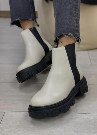 Женские кожаные белые ботинки 340 размер ботинки оригинал calvin klein guess4 фото