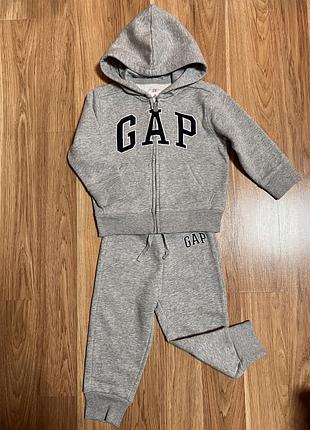Gap костюм