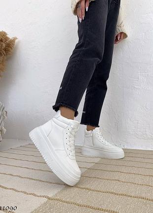 Зимние женские кроссовки