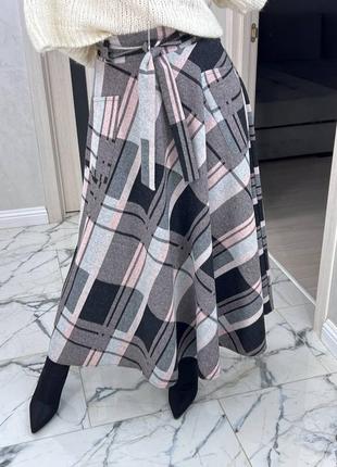 Стильная и элегантная юбка «эмми» из классического утепленного трикотажа с добавлением шерсти в длине макси5 фото
