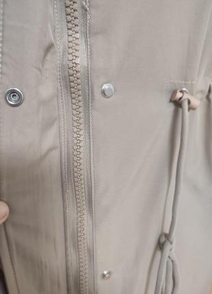 Стильна чудова куртка демісезон/парка ,колір мокко,м/s