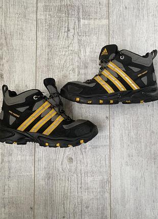 Кроссовки adidas 33,34,45