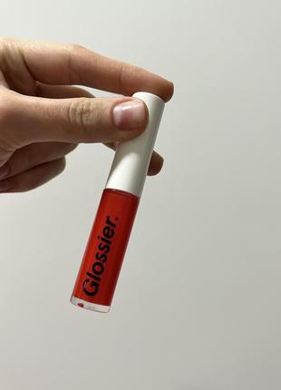 Glossier glassy high-shine lip gloss3 фото