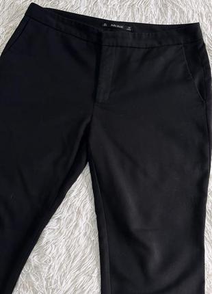Черные брюки zara с кружевным низом6 фото