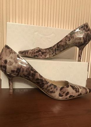 Лакові елегантні туфлі човники леопардовий принт nine west 41 (27.5)1 фото