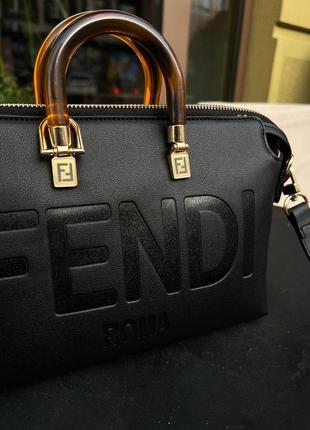 Сумка fendi1 фото