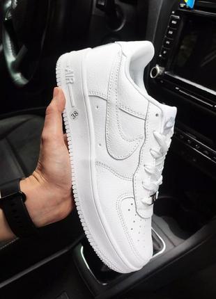 Чоловічі кросівки nike air force 1 low білі шкіряні найк аїр форс демісезонні (bon)