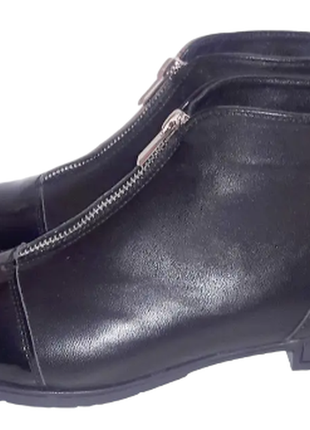 Ботинки женские кожаные с лаковыми вставками на плоском ходу - классика во французском стиле4 фото