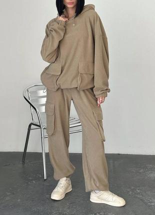 Стильный оверсайз-вельветовый костюм, штаны карго и кофта с капюшоном2 фото